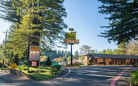 Dean Creek Resort